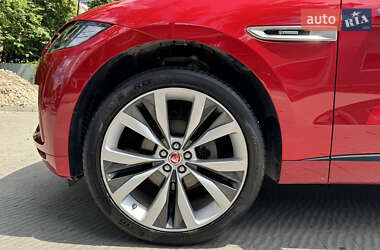 Внедорожник / Кроссовер Jaguar F-Pace 2018 в 