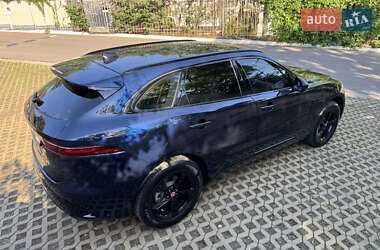 Внедорожник / Кроссовер Jaguar F-Pace 2021 в 