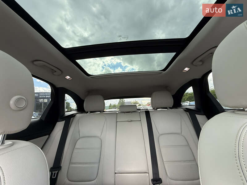 Позашляховик / Кросовер Jaguar F-Pace 2016 в Умані