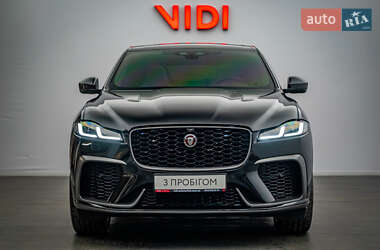 Внедорожник / Кроссовер Jaguar F-Pace 2021 в 