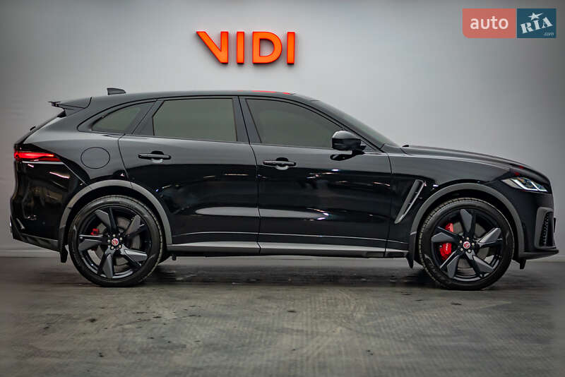 Внедорожник / Кроссовер Jaguar F-Pace 2021 в Киеве