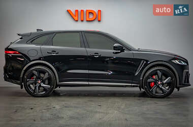 Внедорожник / Кроссовер Jaguar F-Pace 2021 в 