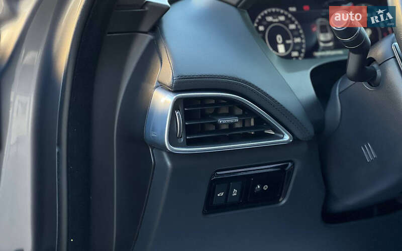 Позашляховик / Кросовер Jaguar F-Pace 2020 в Івано-Франківську