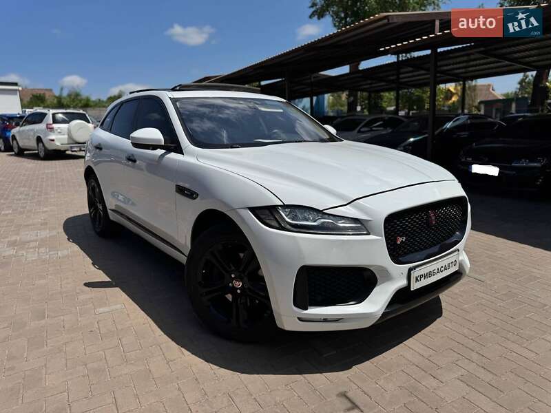 Внедорожник / Кроссовер Jaguar F-Pace 2016 в 