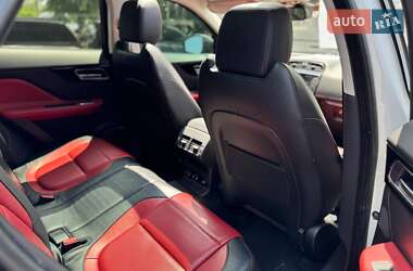 Внедорожник / Кроссовер Jaguar F-Pace 2016 в 