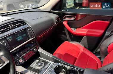 Внедорожник / Кроссовер Jaguar F-Pace 2016 в 