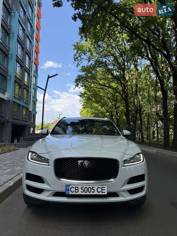Внедорожник / Кроссовер Jaguar F-Pace 2016 в Чернигове