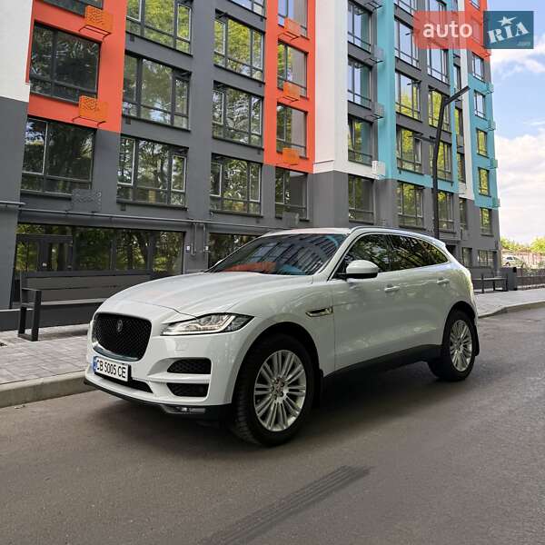 Позашляховик / Кросовер Jaguar F-Pace 2016 в 