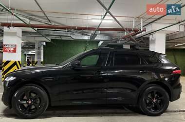 Внедорожник / Кроссовер Jaguar F-Pace 2021 в 