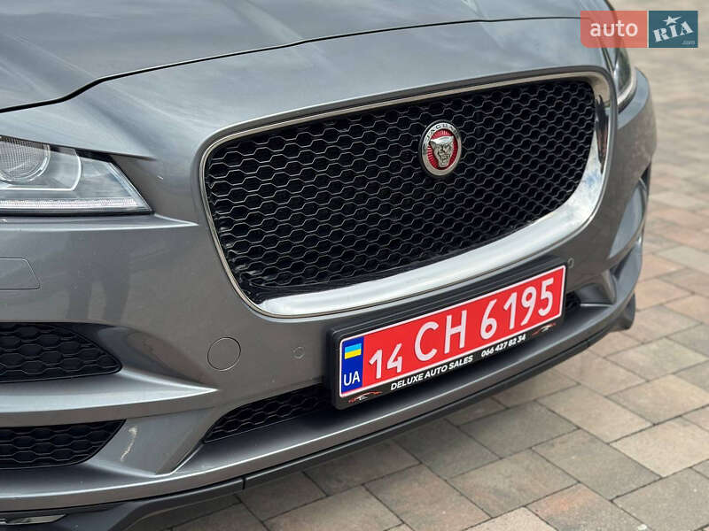 Позашляховик / Кросовер Jaguar F-Pace 2018 в Івано-Франківську