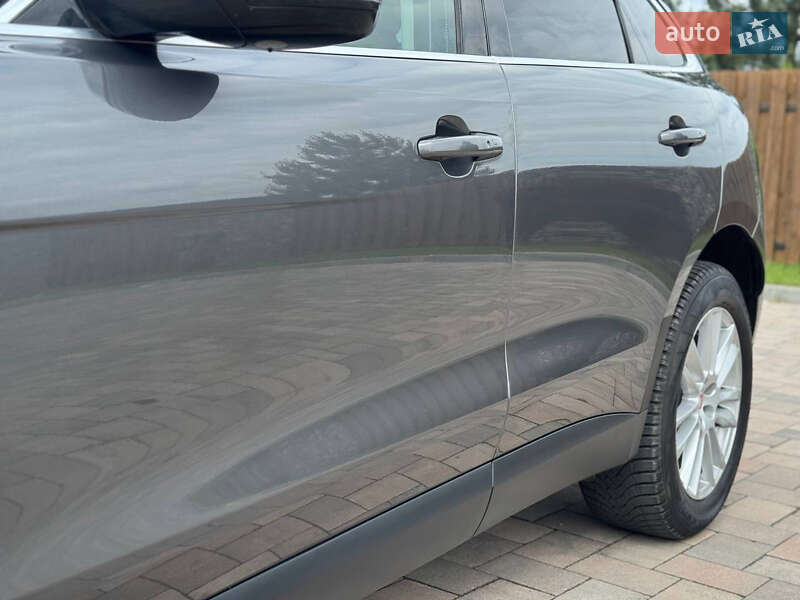Позашляховик / Кросовер Jaguar F-Pace 2018 в Івано-Франківську