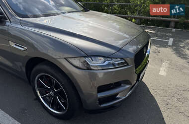 Внедорожник / Кроссовер Jaguar F-Pace 2017 в 