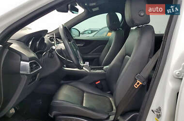 Внедорожник / Кроссовер Jaguar F-Pace 2020 в 