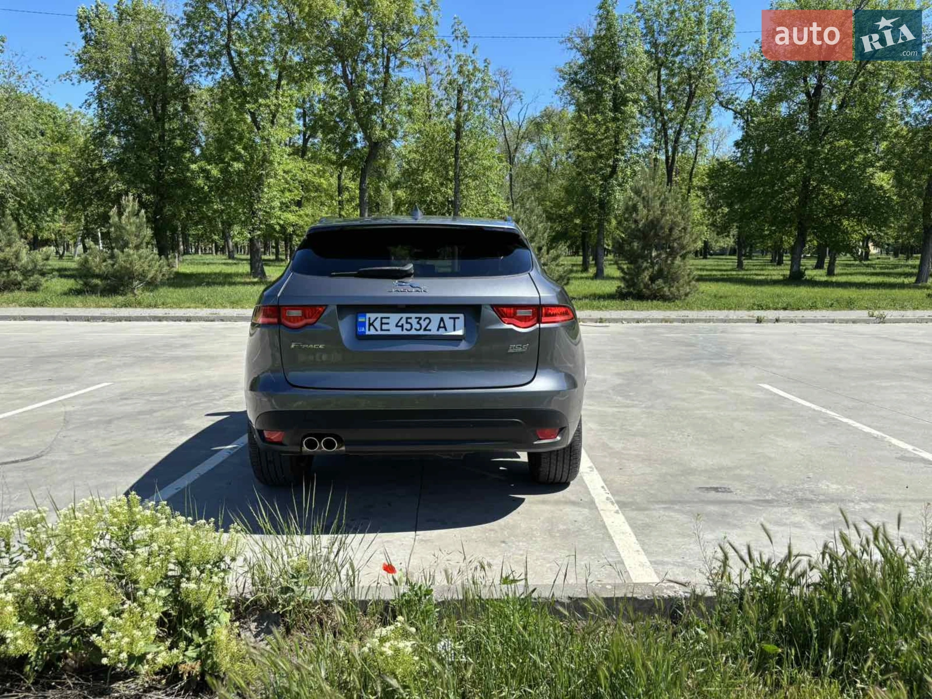 2019 Jaguar F-Pace - мініатюра 2