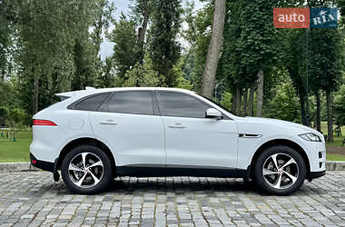Позашляховик / Кросовер Jaguar F-Pace 2016 в 