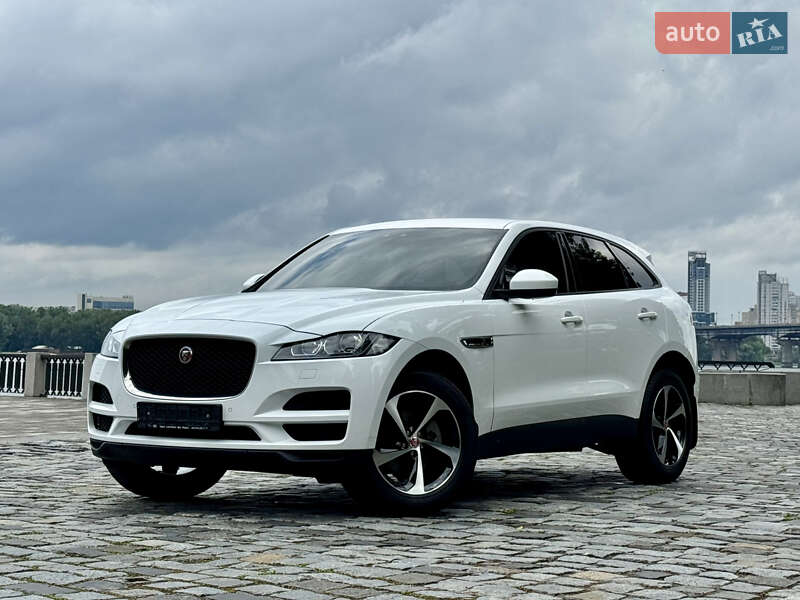 Jaguar F-Pace 2016