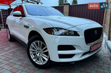 Внедорожник / Кроссовер Jaguar F-Pace 2017 в 