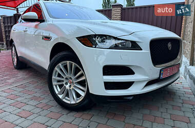 Внедорожник / Кроссовер Jaguar F-Pace 2017 в 