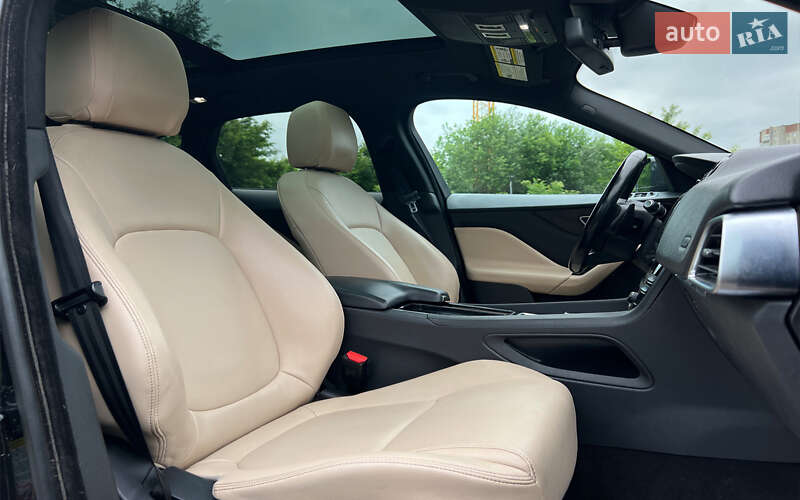 Внедорожник / Кроссовер Jaguar F-Pace 2017 в Львове