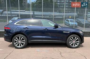 Внедорожник / Кроссовер Jaguar F-Pace 2017 в 