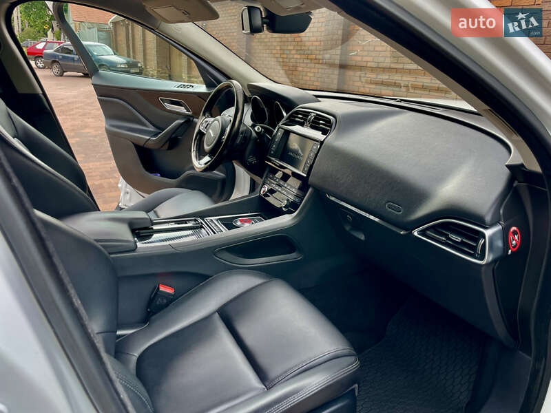 Позашляховик / Кросовер Jaguar F-Pace 2018 в Шостці фото 18 Позашляховик / Кросовер Jaguar F-Pace 2018 в Шостці