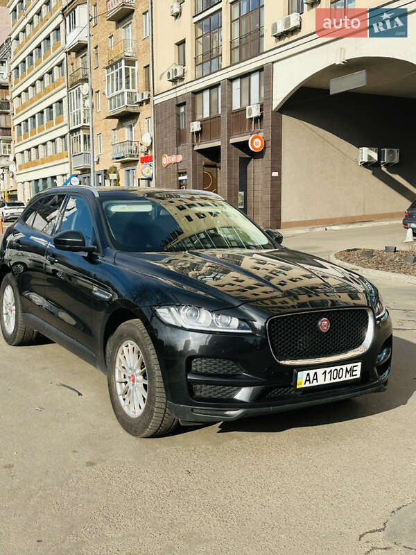Jaguar F-Pace 2016