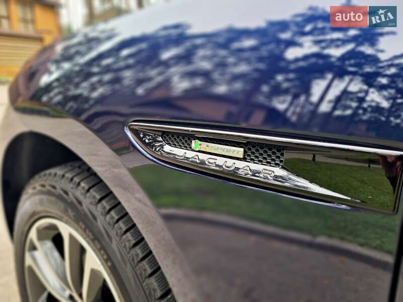 Внедорожник / Кроссовер Jaguar F-Pace 2017 в Чернигове