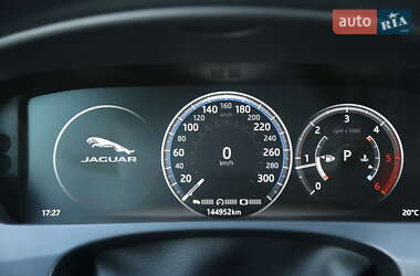 Внедорожник / Кроссовер Jaguar F-Pace 2016 в 