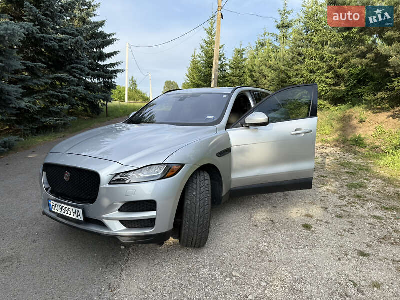 Внедорожник / Кроссовер Jaguar F-Pace 2016 в Тернополе