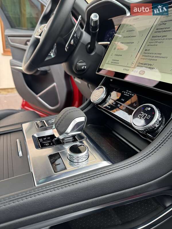 Позашляховик / Кросовер Jaguar F-Pace 2021 в Нововолинську