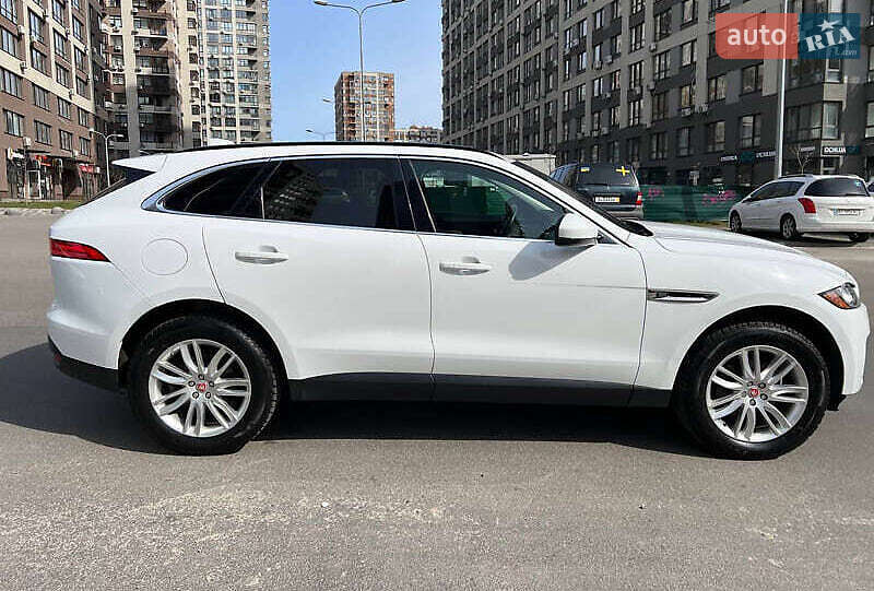 Внедорожник / Кроссовер Jaguar F-Pace 2018 в Киеве