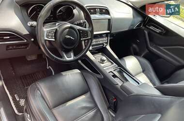 Позашляховик / Кросовер Jaguar F-Pace 2019 в 