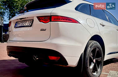 Внедорожник / Кроссовер Jaguar F-Pace 2017 в 