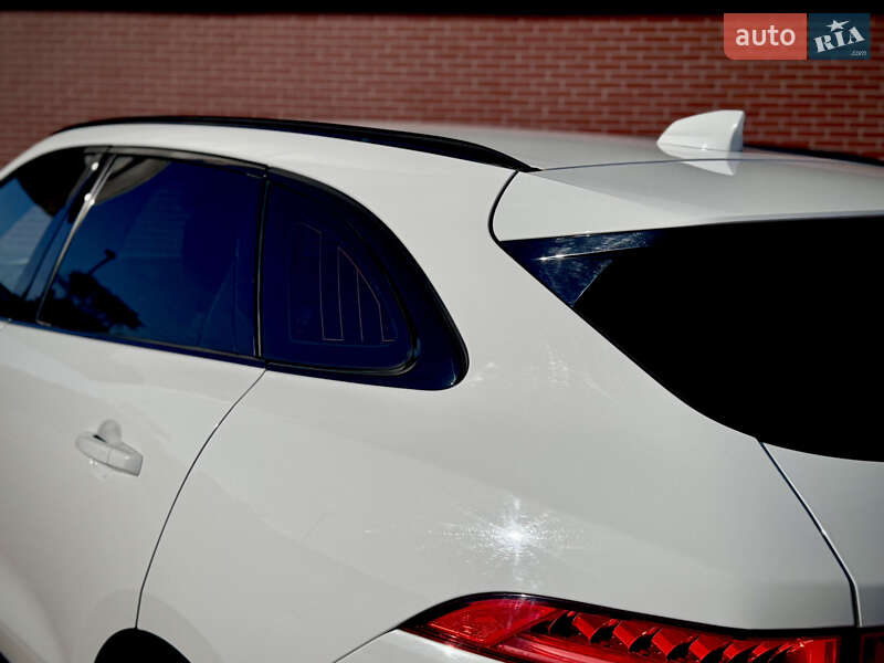 Внедорожник / Кроссовер Jaguar F-Pace 2017 в Одессе