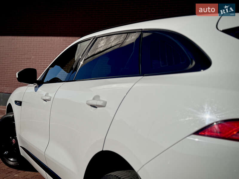 Внедорожник / Кроссовер Jaguar F-Pace 2017 в Одессе