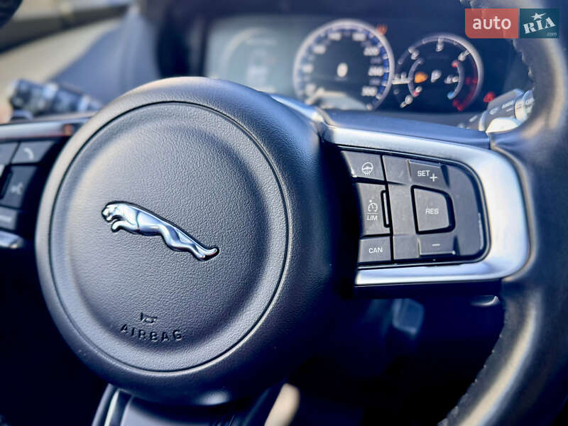 Внедорожник / Кроссовер Jaguar F-Pace 2017 в Одессе