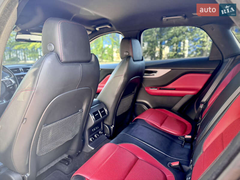 Внедорожник / Кроссовер Jaguar F-Pace 2017 в Одессе