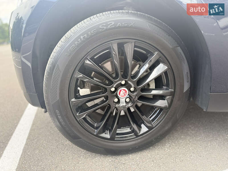 Позашляховик / Кросовер Jaguar F-Pace 2017 в Києві