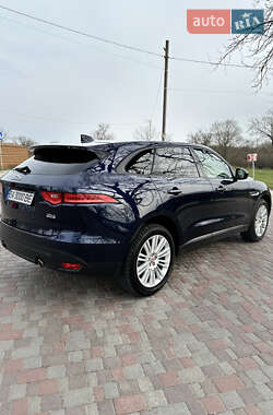 Внедорожник / Кроссовер Jaguar F-Pace 2017 в 