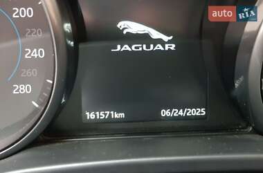 Позашляховик / Кросовер Jaguar F-Pace 2017 в 