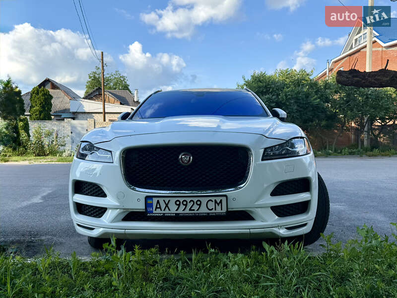 Позашляховик / Кросовер Jaguar F-Pace 2016 в Харкові