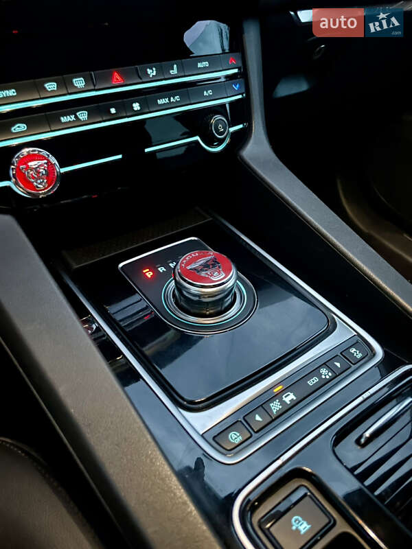 Позашляховик / Кросовер Jaguar F-Pace 2018 в Шостці фото 27 Позашляховик / Кросовер Jaguar F-Pace 2018 в Шостці