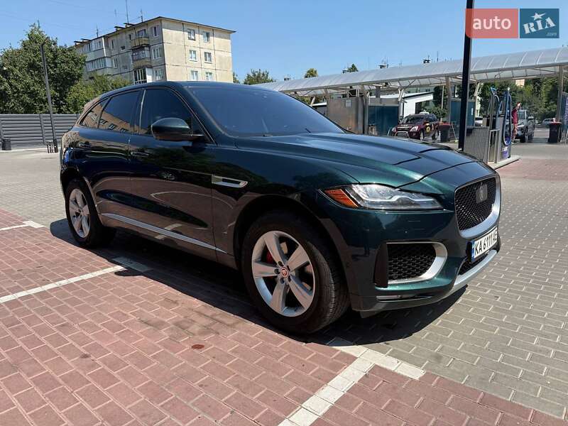 Позашляховик / Кросовер Jaguar F-Pace 2016 в 