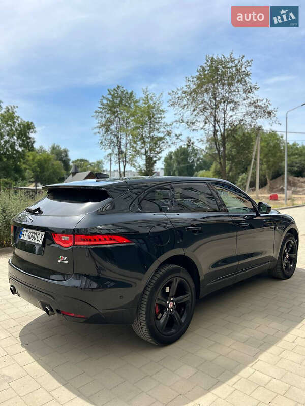 Внедорожник / Кроссовер Jaguar F-Pace 2016 в Ивано-Франковске