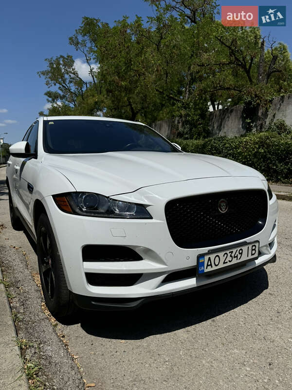 Позашляховик / Кросовер Jaguar F-Pace 2019 в 