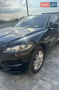 Позашляховик / Кросовер Jaguar F-Pace 2019 в 