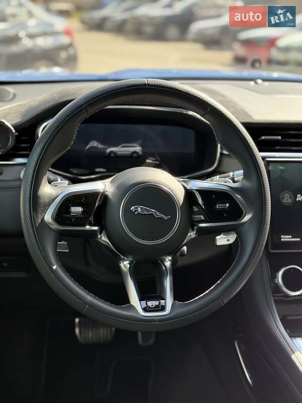 Позашляховик / Кросовер Jaguar F-Pace 2021 в Києві