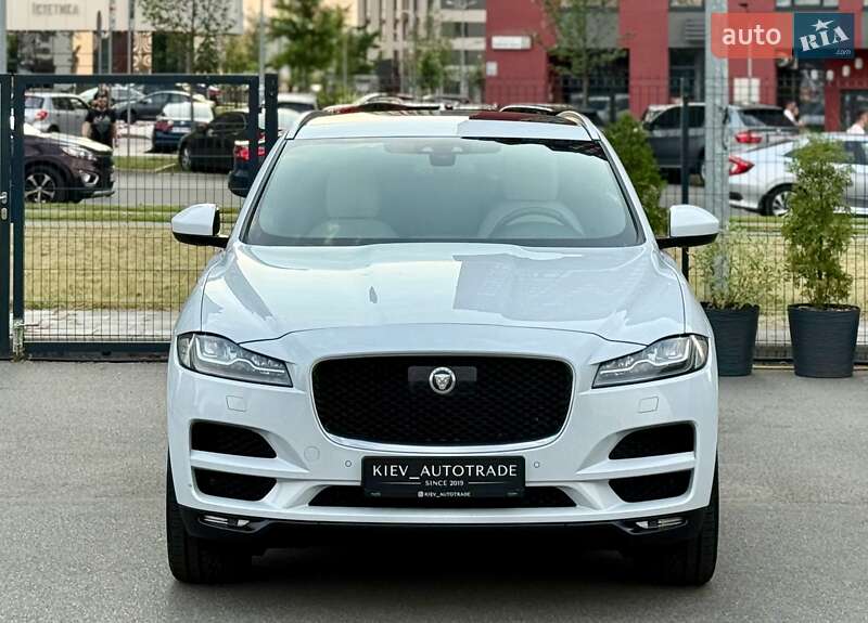 Внедорожник / Кроссовер Jaguar F-Pace 2016 в Киеве