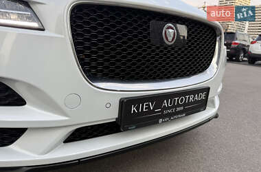 Позашляховик / Кросовер Jaguar F-Pace 2016 в 