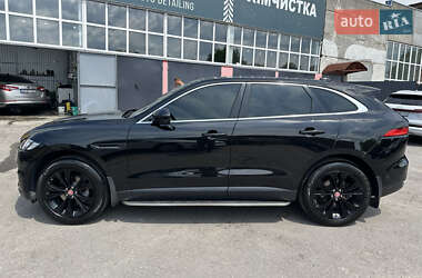 Позашляховик / Кросовер Jaguar F-Pace 2016 в 